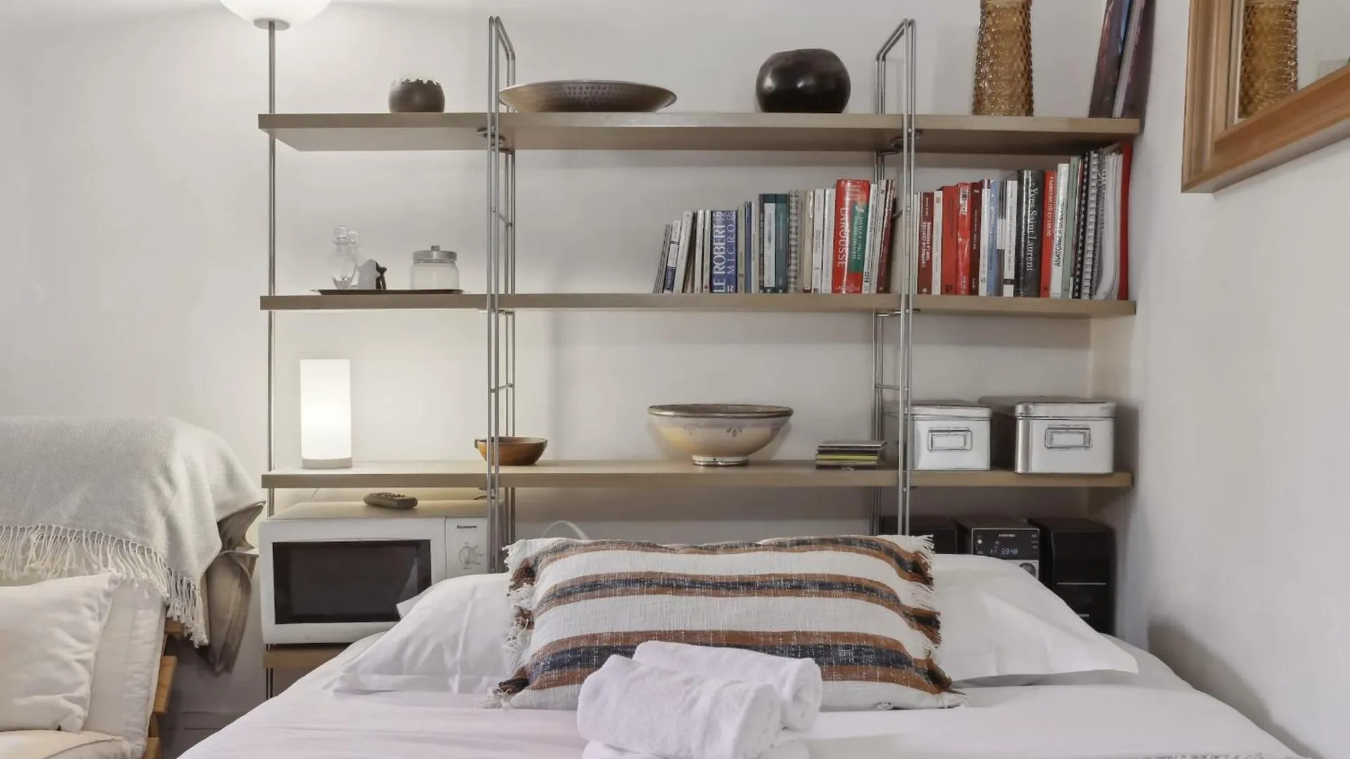 Bnbnova - La Seine & Rivoli Paris Apartment